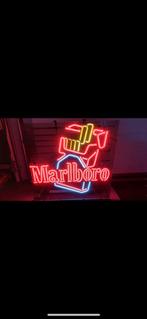 Marlboro neon, Collections, Marques & Objets publicitaires, Enlèvement