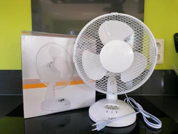 Ventilateur/ventilateur de table *NOUVEAU dans une boîte* disponible aux enchères