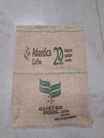 Des sacs de jute issus de grains de café vert contenaient 60, Enlèvement ou Envoi