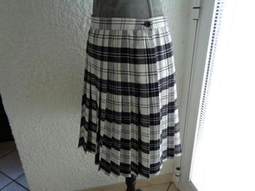 Jupe plissée carreaux blanc crème noire. Taille 40 beschikbaar voor biedingen