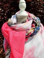 Grand foulard 4 carrés rose et fleurs, Enlèvement ou Envoi, Neuf
