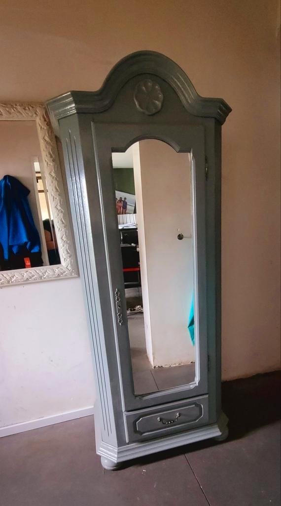 Halkast met spiegel, Huis en Inrichting, Kasten | Vitrinekasten, Ophalen