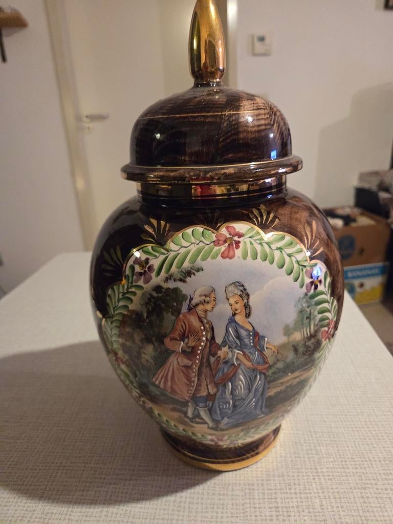 Biscuit vintage, Antiquités & Art, Antiquités | Vases, Enlèvement ou Envoi