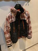 Wind en regenjas, Ophalen