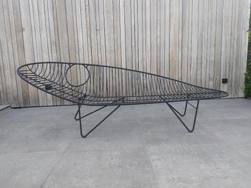 Joli tuinbank lounger design wire beschikbaar voor biedingen