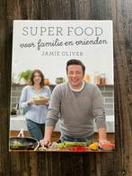 Jamie Oliver: Super food voor familie en vrienden, Ophalen of Verzenden, Zo goed als nieuw