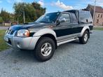 Nissan Navara 2.5 Diesel ⛽️ Airco 4✖️4, Auto's, 2500 cc, Zwart, Bedrijf, Grijs