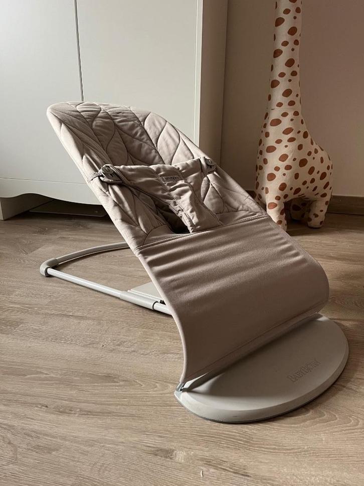 BabyBjörn wipstoel nieuwstaat, Kinderen en Baby's, Wipstoeltjes, Zo goed als nieuw, Wipstoel, Overige merken, Met gordel(s) of riempje(s)