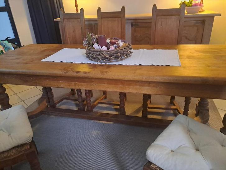 Eetkamermeubelen in authentiek eik, Antiquités & Art, Antiquités | Meubles | Tables, Enlèvement