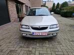 Mazda 626 (diesel), Autos, Argent ou Gris, Achat, 4 portes, Carnet d'entretien