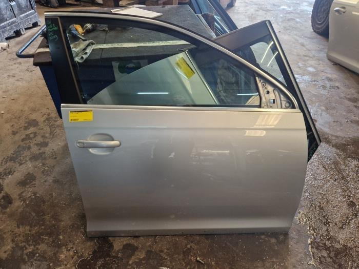 Portier 4Deurs rechts-voor van een Volkswagen Golf (LA7W), Auto-onderdelen, Carrosserie, Deur, Volkswagen, Gebruikt, 3 maanden garantie