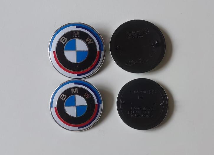 Set van 2 BMW 50th Anniversary-logo's - Motorkapemblemen (82, Auto diversen, Overige Auto diversen, Ophalen of Verzenden