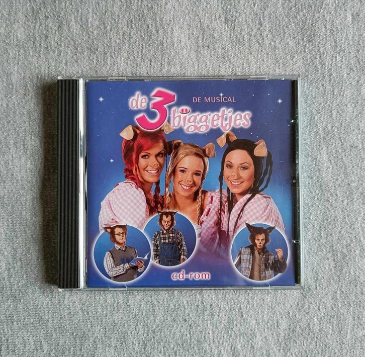 CD-ROM - K3 - De 3 biggetjes - Musical - Studio 100 - €10, Games en Spelcomputers, Games | Pc, Gebruikt, Puzzel en Educatief, 1 speler