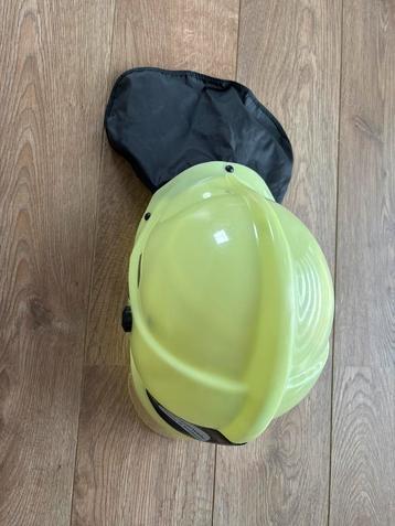 Brandweermanhelm kind beschikbaar voor biedingen