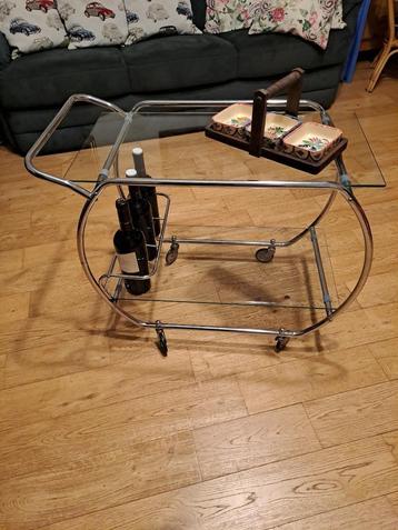 Vintage dressoir in art deco-stijl circa 1960 beschikbaar voor biedingen