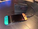 Nintendo switch OLED avec trousse, Consoles de jeu & Jeux vidéo, Consoles de jeu | Nintendo Switch, Enlèvement, Comme neuf, Avec 3 manettes ou plus