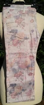 stretch bermuda / capri bloemen mooie pastel kleuren S36, Nieuw, Ophalen of Verzenden, Driekwart, Roze