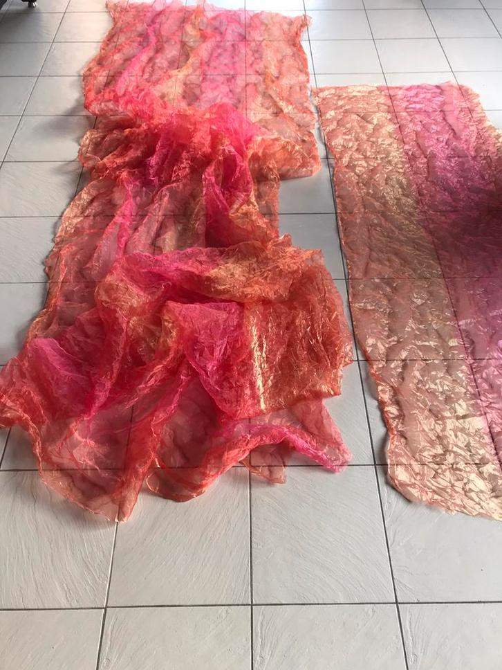 2 pièces de tissu translucides., Hobby & Loisirs créatifs, Hobby & Loisirs Autre, Comme neuf, Enlèvement