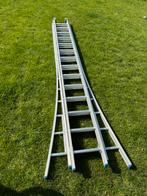 Solide ladder 3x 14treden zeer goede staat, Comme neuf, Échelle, Enlèvement ou Envoi