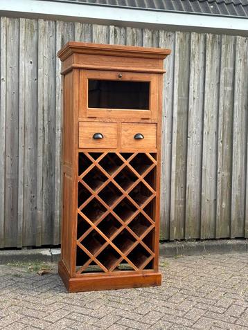 Wijnkast/drankkast teak erg mooie grote beschikbaar voor biedingen
