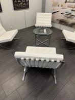 Replica Barcelona stoel wit leer 4 stuks + tafel, Ophalen, Zo goed als nieuw