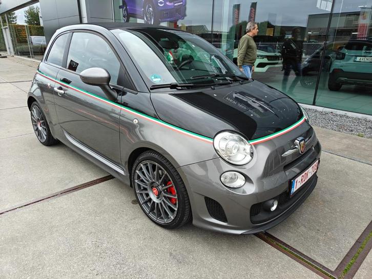 595 abarth cabrio, Computers en Software, Navigatiesoftware, Gebruikt, Ophalen