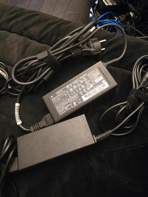 Hp 90 watt laders met dikke aansluiting - grote hoeveelheden, Computers en Software, Laptop-opladers, Zo goed als nieuw, Ophalen of Verzenden
