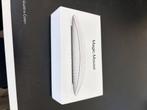 Apple magic mouse, Computers en Software, Muizen, Rechtshandig, Muis, Ophalen of Verzenden, Zo goed als nieuw