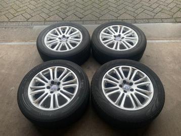 VOLVO V70 XC70 S80 S60 VELGEN + PIRELLI BANDEN 235 55 R17   beschikbaar voor biedingen