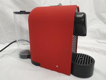 Nespresso koffiemachine rood beschikbaar voor biedingen