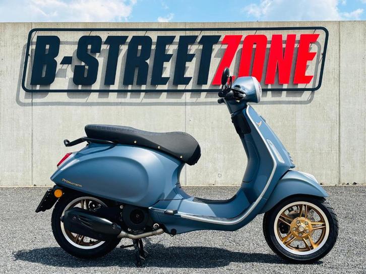 JOUW ZOMER, JOUW SCOOTER! DE Vespa OFFICINA 8, Fietsen en Brommers, Scooters | Vespa, Nieuw, Ophalen