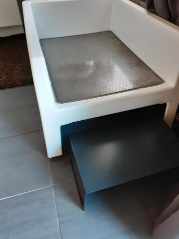 Hondentoilet voor in huis. beschikbaar voor biedingen