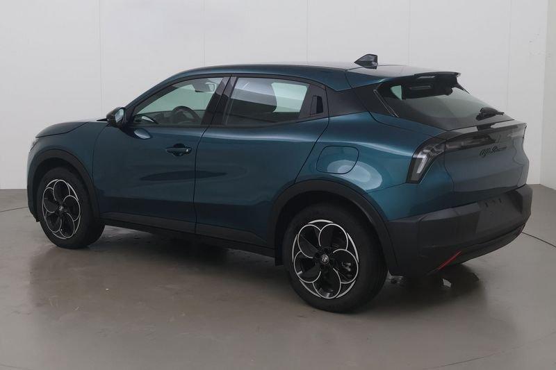 Alfa Romeo Junior E- 54 kwh 156 AT, Auto's, Alfa Romeo, Automaat, Gebruikt, Zwart, Overige bekleding