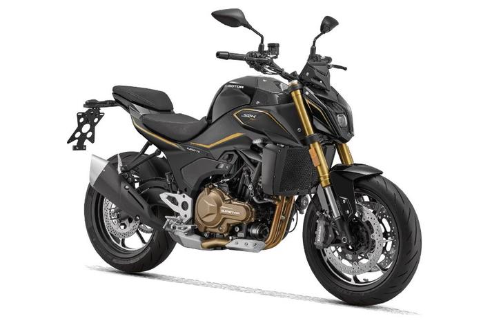 QJ Motor SRK 600, Motoren, Motoren | Overige merken, Bedrijf, Naked bike, meer dan 35 kW, 2 cilinders, Motorrijbewijs A, Handgeschakeld