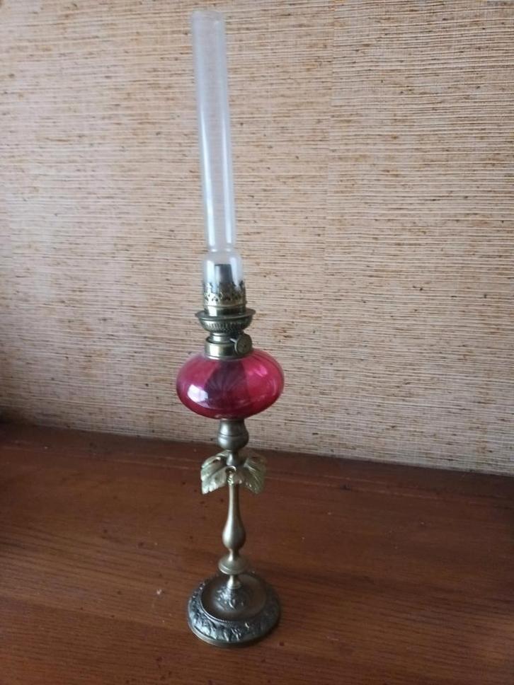 Kerosinelamp., Antiek en Kunst, Antiek | Kandelaars, Glas, Ophalen