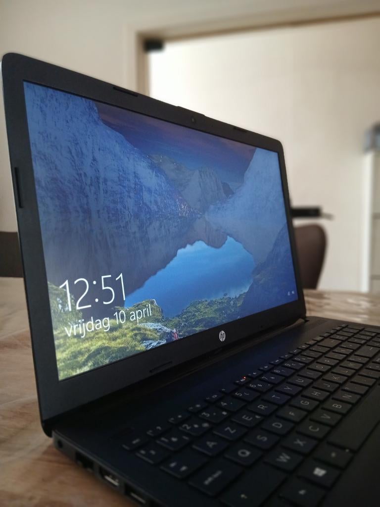 Ordinateur portable HP 15,6 pouces - 8 Go de RAM - AMD A9 -, Enlèvement, 8 GB