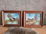 2 schilderijtjes op doek met boerderij aan water - Benson?, Antiek en Kunst, Ophalen of Verzenden