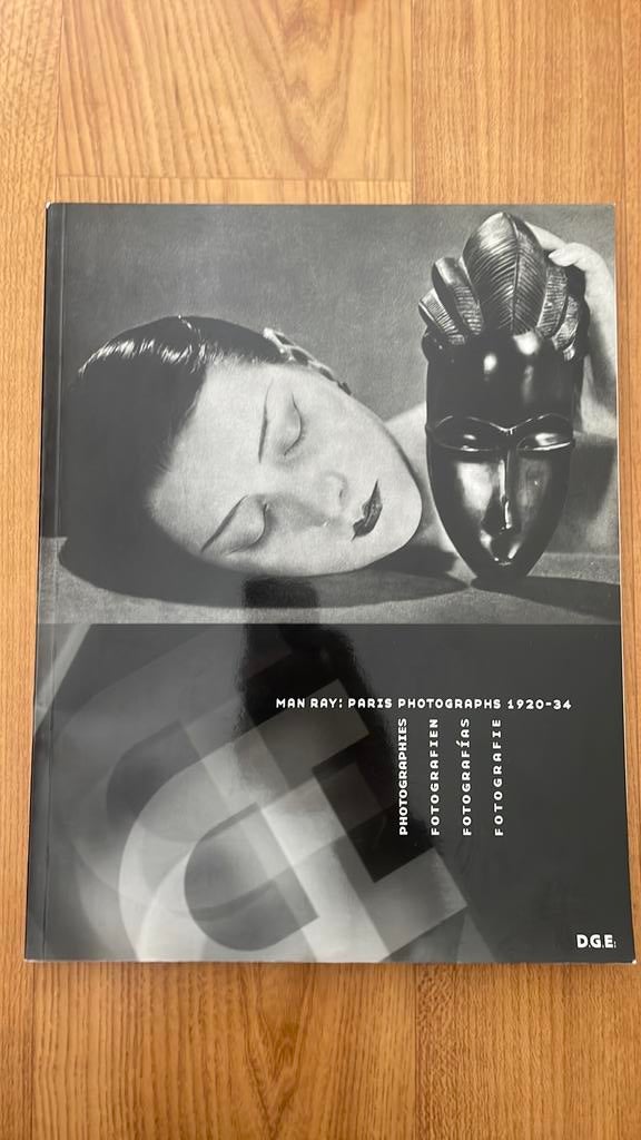 Photographies de Man Ray 1920-1934, Livres, Art & Culture | Photographie & Design, Enlèvement ou Envoi, Comme neuf, Photographes
