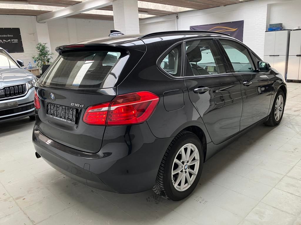 Bmw 216D Active Tourer 5pl Euro6..!, Auto's, Euro 6, Navigatiesysteem, 2 Reeks Active Tourer, Bedrijf