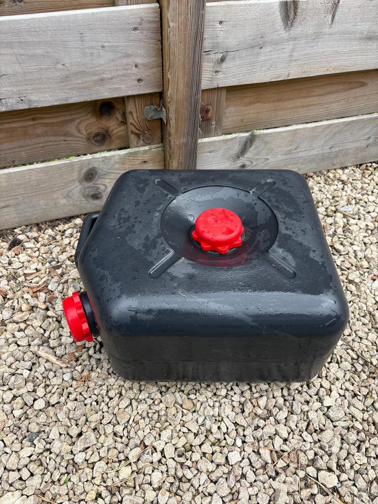 Vuil watertank caravan, Caravans en Kamperen, Caravanaccessoires, Ophalen