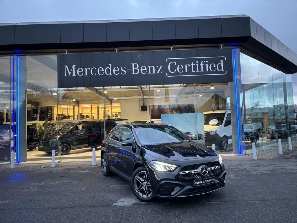 Mercedes-Benz GLA-Klasse 180 AMG Line Verwarmde Zetels | Key, Stof, Gebruikt, 4 cilinders, 136 pk