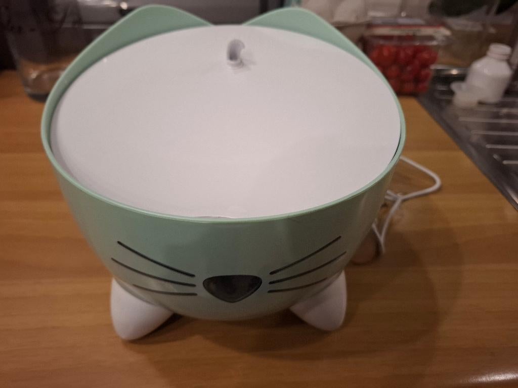 Kattenfontein, Animaux & Accessoires, Nourriture & Abreuvoirs pour chats, Enlèvement, Comme neuf