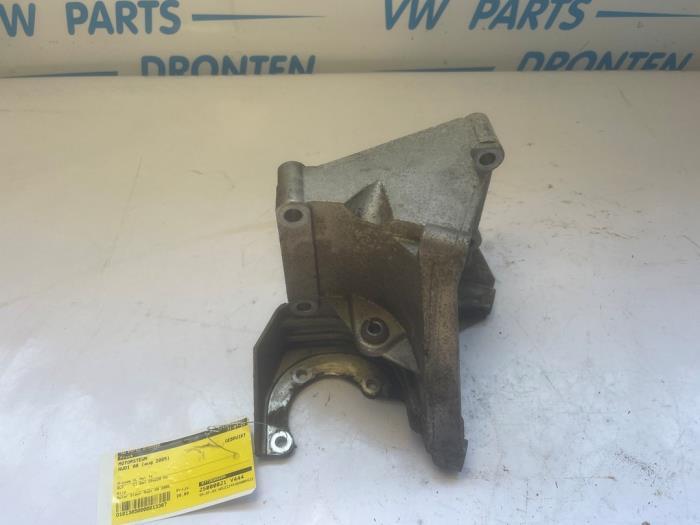 Motorsteun van een Audi A8, Gebruikt, -, -, -