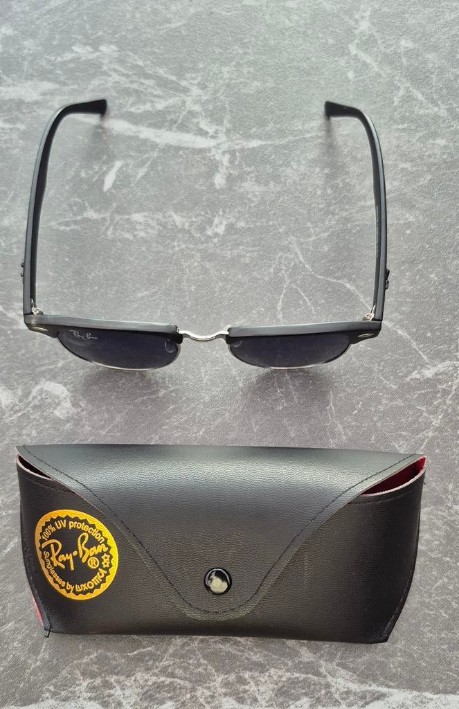 Zwarte zonnebril Ray ban clubmaster, Handtassen en Accessoires, Zonnebrillen en Brillen | Heren, Zo goed als nieuw, Zonnebril