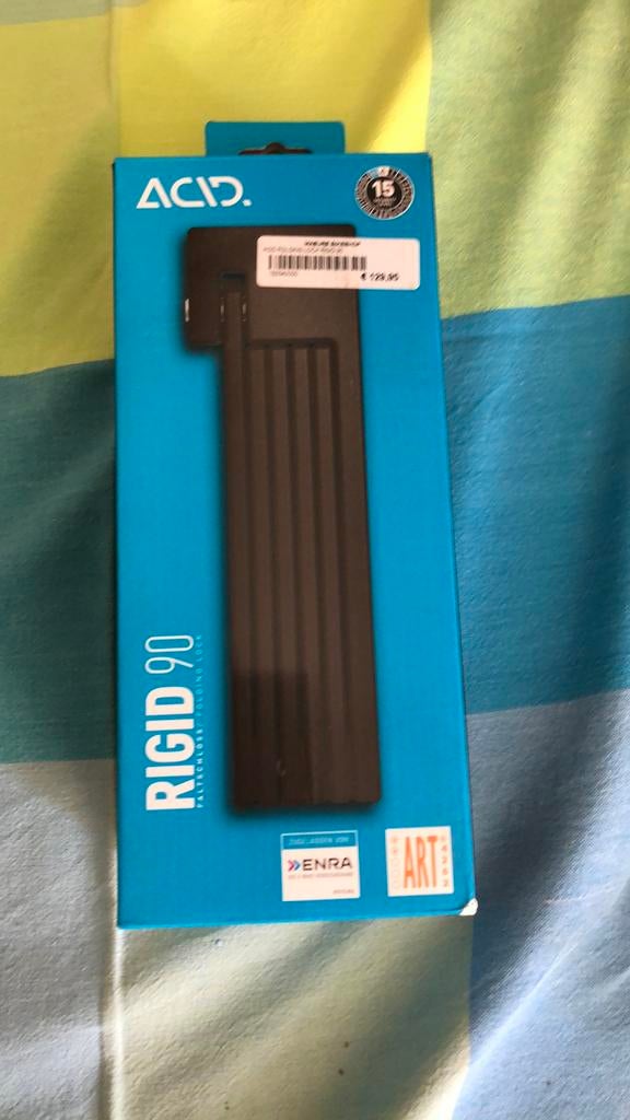 Hangslot voir fiets of brommer, Fietsen en Brommers, Ophalen, Zo goed als nieuw