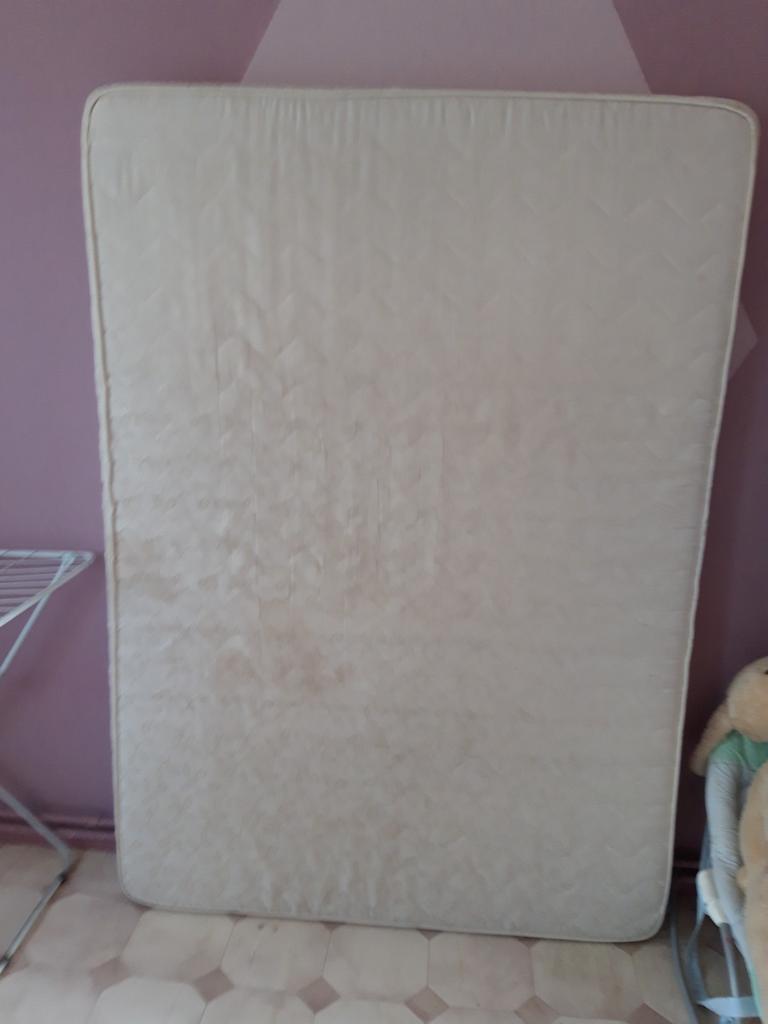 Matelas lit double 140x200, Maison & Meubles, Matelas, Comme neuf, Enlèvement, 200 cm