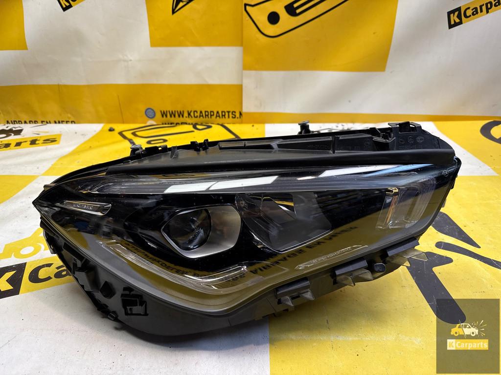 Mercedes CLA II W118 Koplamp Rechts Performance A1189068400, Auto-onderdelen, Gebruikt, Mercedes-Benz AG, Mercedes-Benz, Mercedesstrasse 120
70372  Stuttgart, DE