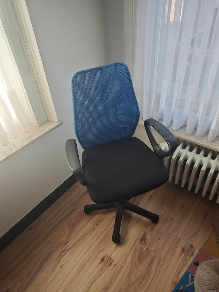 Bureaustoel verstelbaar met armleuningen – goede staat, Maison & Meubles, Chaises de bureau, Chaise de bureau, Enlèvement