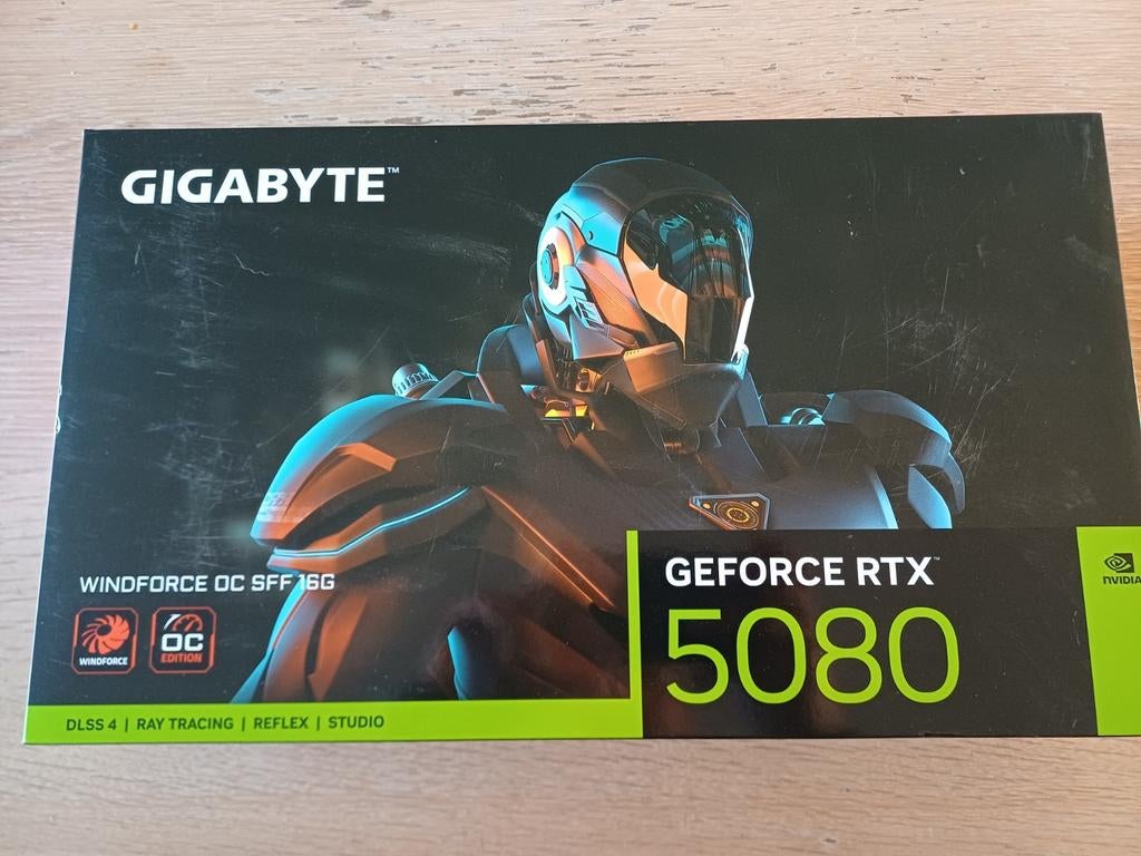 Gigabyte RTX 5080 ongeopend, met garantie tot nov 2028, Computers en Software, Videokaarten, Ophalen