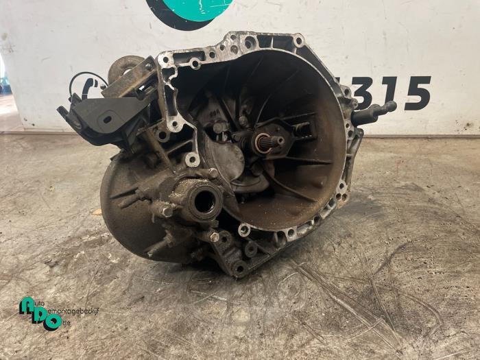 Versnellingsbak van een Peugeot Partner (Partner 08-), Auto-onderdelen, Transmissie en Toebehoren, Peugeot, Gebruikt, 3 maanden garantie